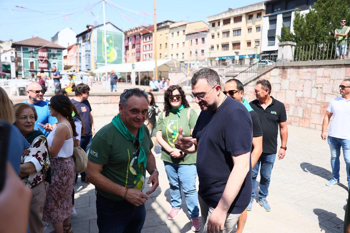 EN IMÁGENES: Concurso de escanciadores del Festival de la Sidra de Nava EN IMÁGENES: Concurso de escanciadores del Festival de la Sidra de Nava