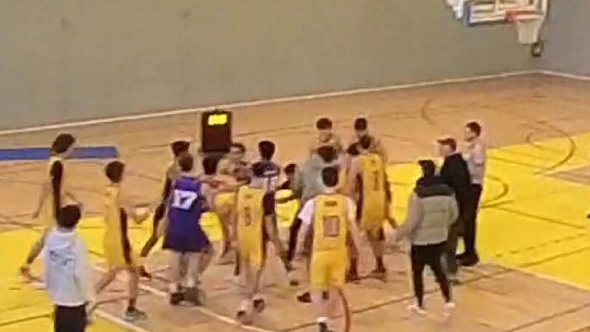 Un fragmento de la pelea sucedida en Menorca.