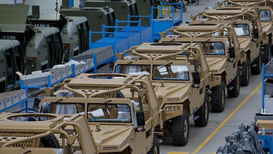 España aumenta su gasto militar un 50 % y supera el 2 % del PIB después de dos décadas