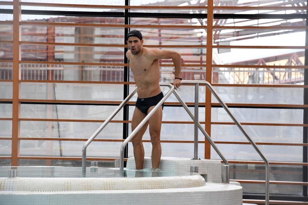 Los titulares en el partido de ayer ante el Sporting tuvieron una sesión de recuperación en la Casa del Agua.