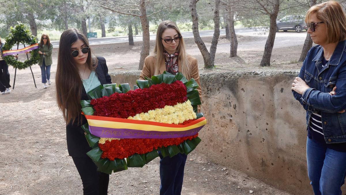 Todas las fotos del acto del PSPV en el Paredón de España