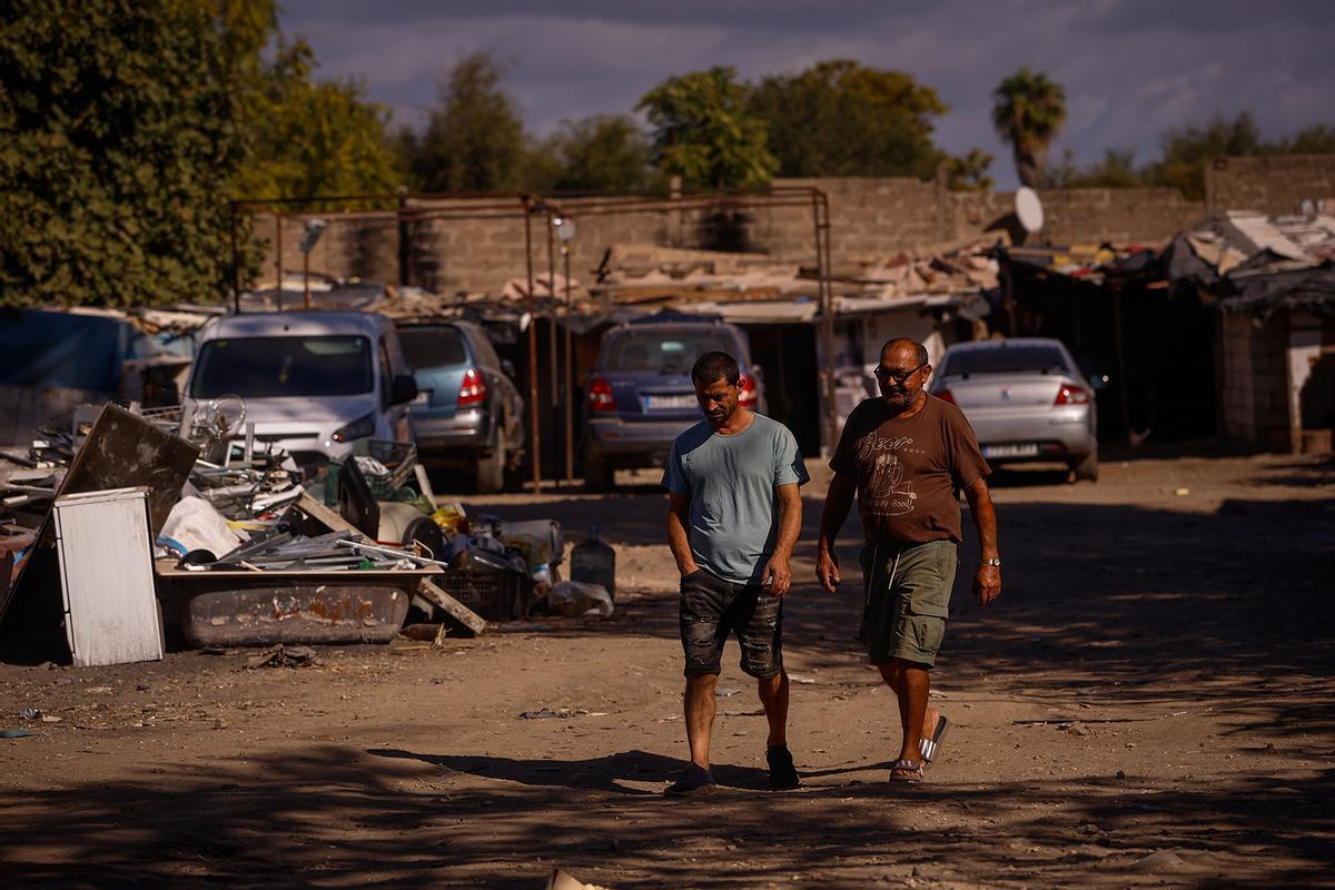 El Ayuntamiento de Córdoba adecenta cinco campamentos rumanos