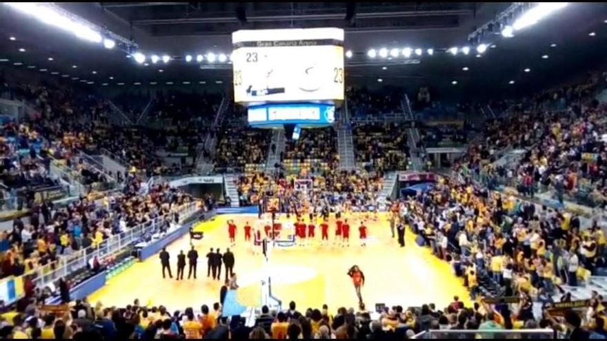 El Gran Canaria Arena, en plena ebullición para el choque entre el Herbalife Gran Canaria y el Galatasaray