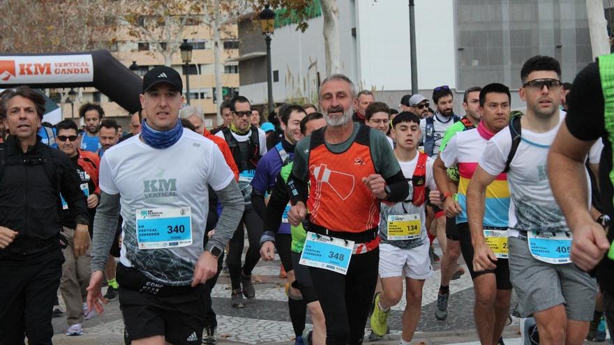 Más de 700 participantes en la XXII edición del KM Vertical de Gandia