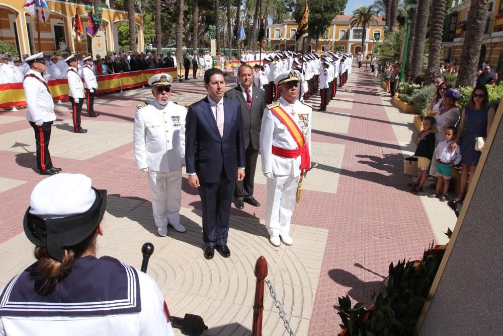 La Armada rinde homenaje a los que dieron su vida por España en el día de la Virgen del Carmen