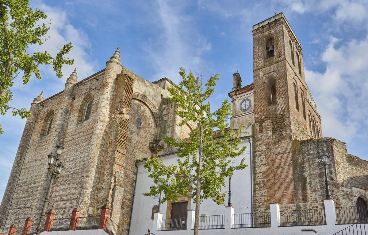 Castillo e iglesia fortaleza de Cazalla de la Sierra, Sevilla