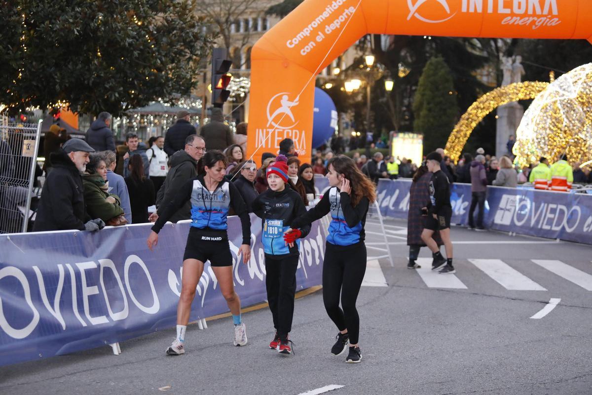 EN IMÁGENES: Así fue la San Silvestre 2025 de Oviedo