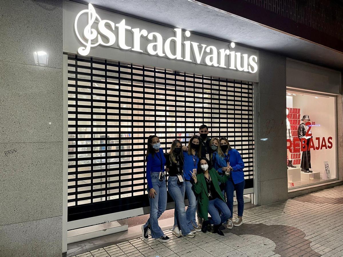 Cierre de Stradivarius en la Cruz.
