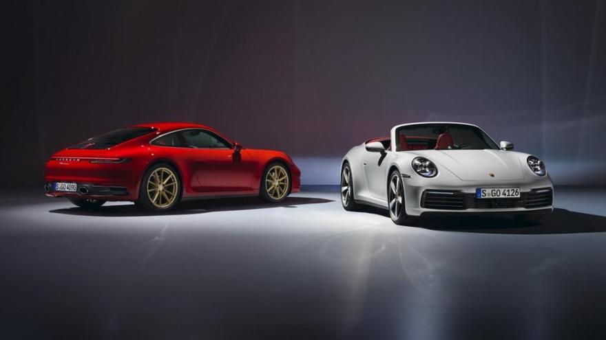 Porsche lanza los nuevos 911 Carrera Coupé y Cabriolet: Estos son sus precios