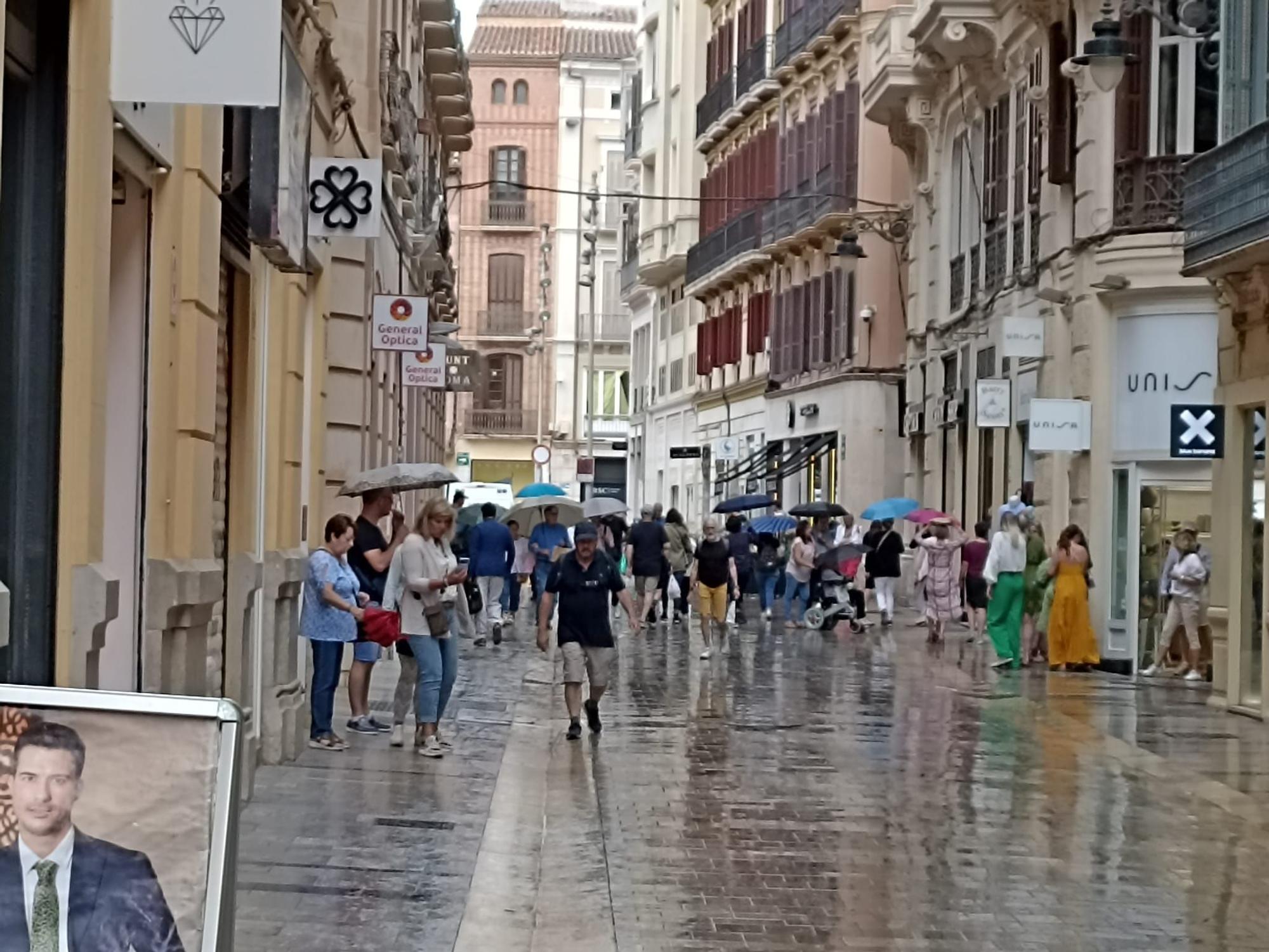 Llueve en Málaga, en alerta amarilla por tormenta