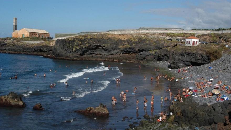 Tenerife’s Hidden Volcanic Shores Offer Alternative to Crowded Beaches