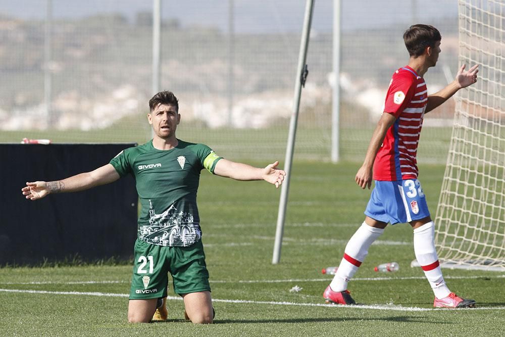 Las imágenes del Recreativo Granada-Córdoba CF