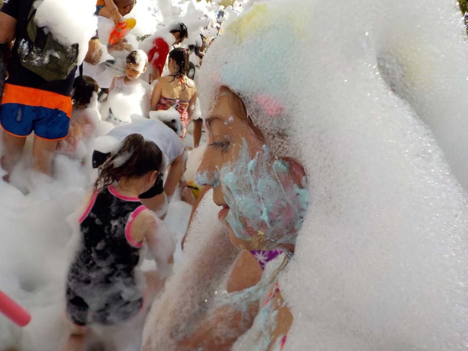 La merengada i la ruixada de la Festa Major Infantil de Sant Joan de Vilatorrada