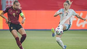 Leuven (Belgium), 30/05/2025.- Tessa Wullaert of Belgium and Olga of Spain in action during the UEFA Womens Nations League match between Belgium and Spain in Leuven, Belgium, 30 May 2025. (Bélgica, España) EFE/EPA/OLIVIER MATTHYS