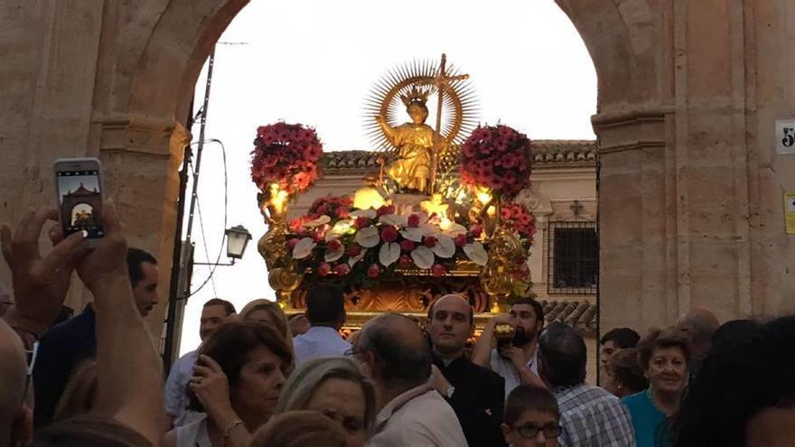 El Niño de Mula fue trasladado ayer hasta la parroquia de Santo Domingo.