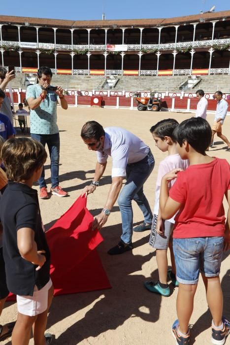 Toreo para niños en El Bibio