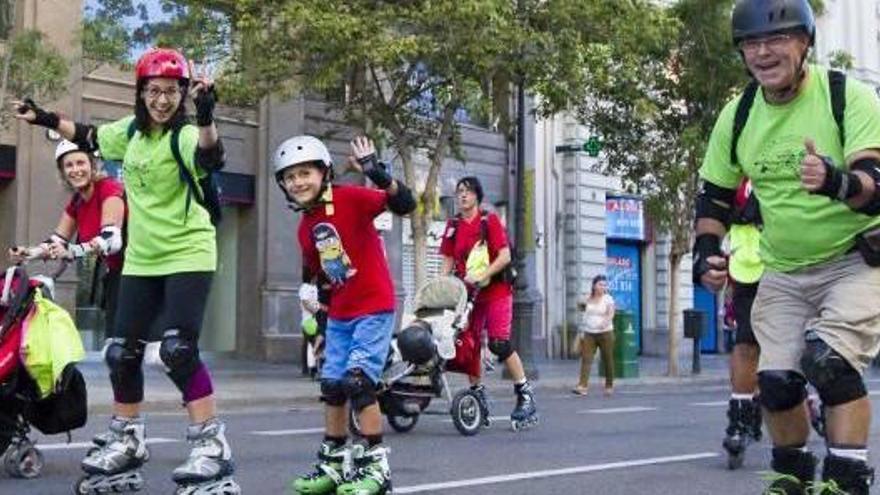 Una patinada popular del año pasado dentro de los actos por la movilidad.