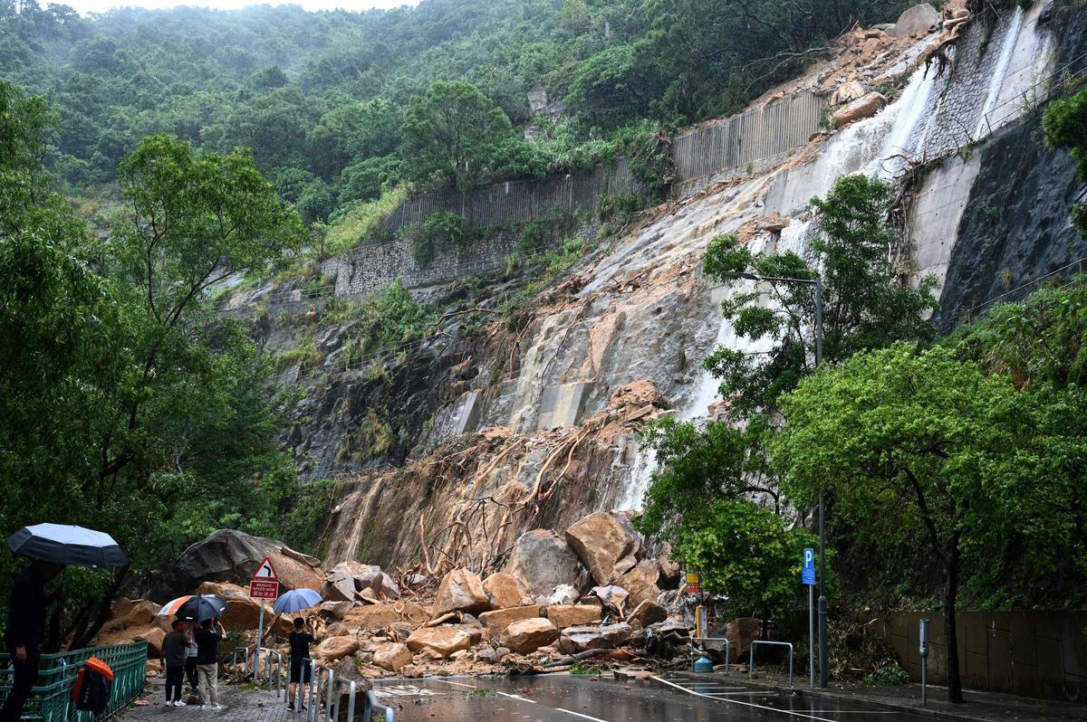 Hong Kong, gravemente inundado en el mayor temporal en 140 años