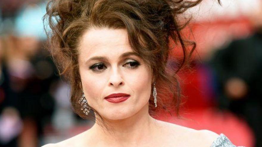 Helena Bonham Carter habló vía médium con una princesa muerta para interpretarla