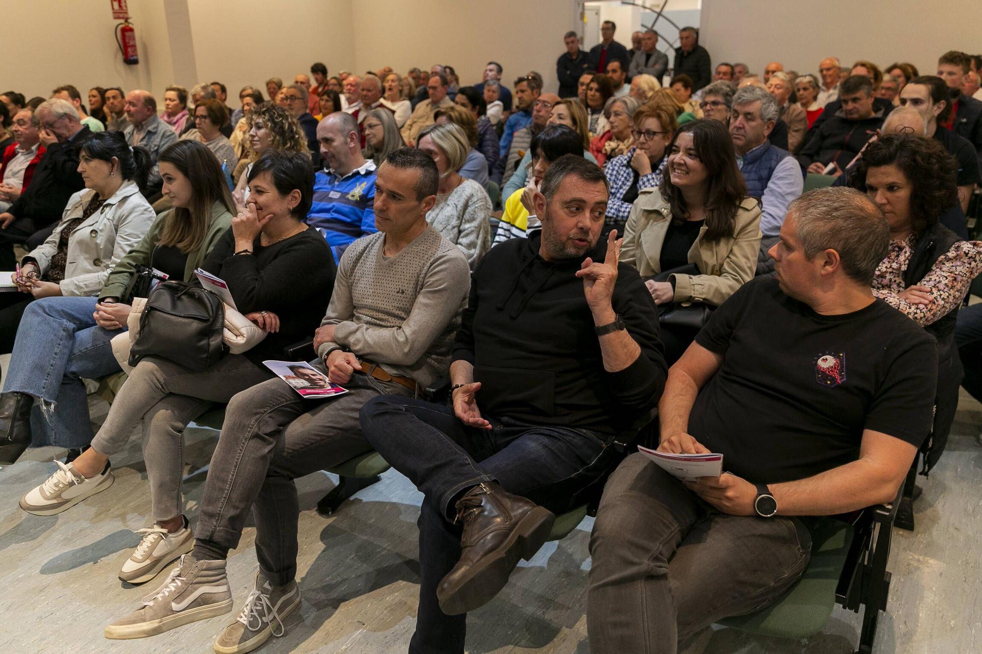 EN IMÁGENES: así fue el debate electoral organizado por LA NUEVA ESPAÑA en Gozón