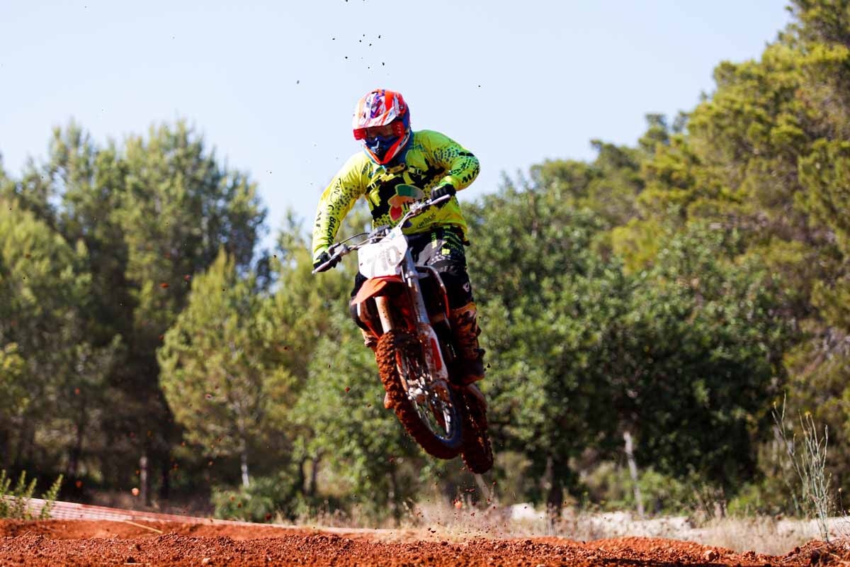 Motocross para valientes en Santa Eulària