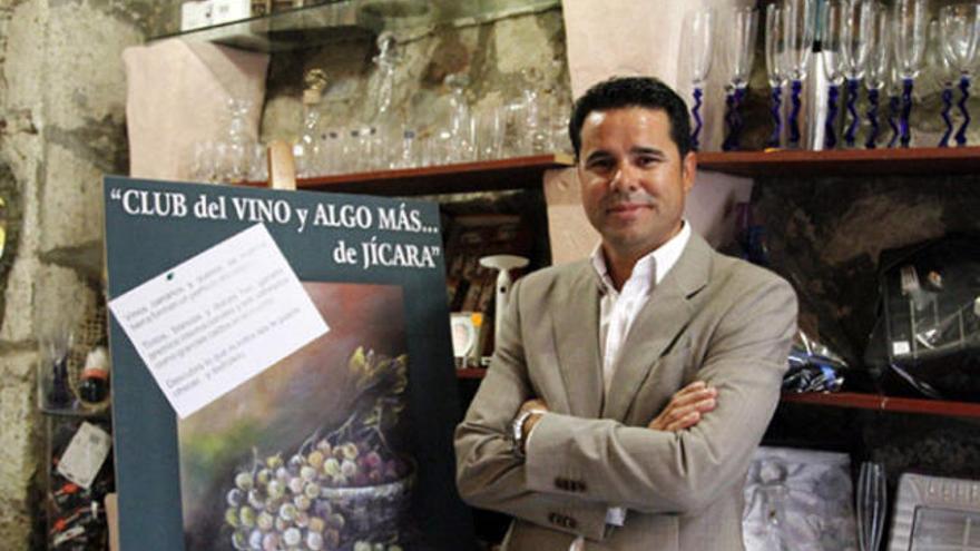 &quot;El vino es como un ser humano, tiene fecha de madurez  y de decrépito&quot;