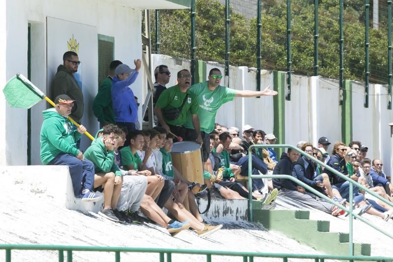 13.05.18. Sardina del Sur, Santa Lucía, Gran Canaria. Fútbol tercera división temporada 2017-18. Estrella - Ibarra. Campo de fútbol de Las Palmitas. Foto Quique Curbelo  | 13/05/2018 | Fotógrafo: Quique Curbelo