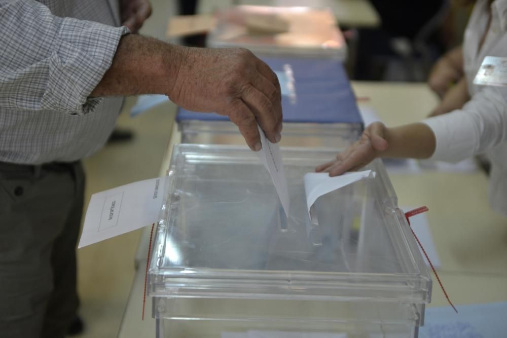 Las imágenes que nos dejan las elecciones autonómicas, europeas y municipales en la Región de Murcia