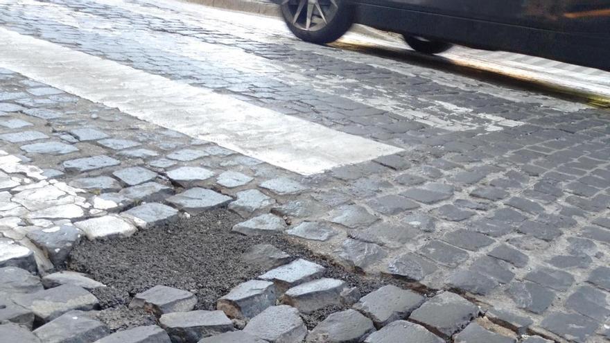 Els veïns mantenen el clam pel mal estat de l’avinguda de Perpinyà de Figueres