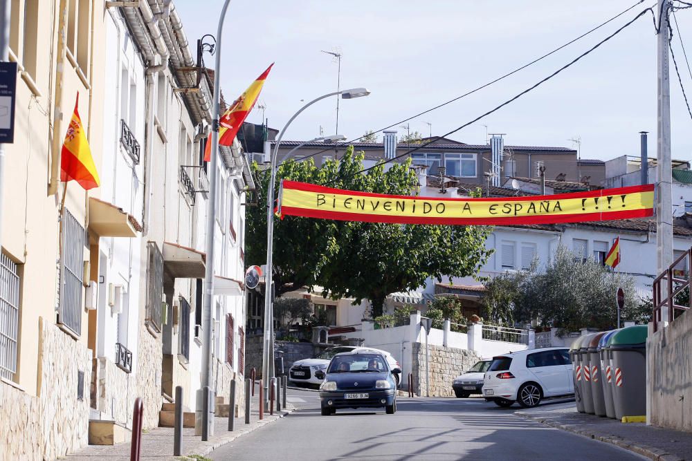 Banderas españolas en Vila-roja (Girona)