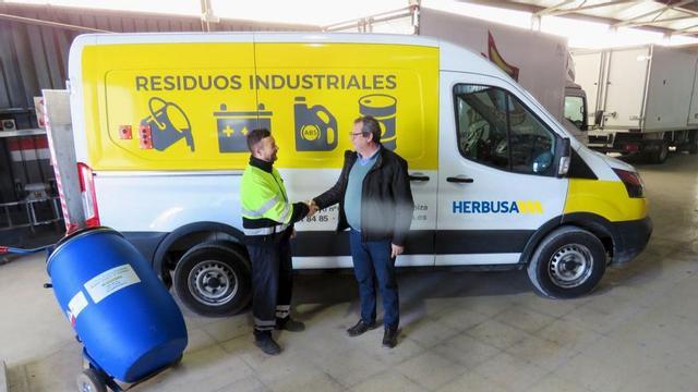 Herbusa dispone de equipos técnicos y profesionales para eliminar residuos con garantías. | HERBUSA