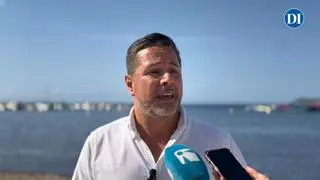 Vila presume del distintivo de calidad de una pequeña playa de la ciudad de Ibiza