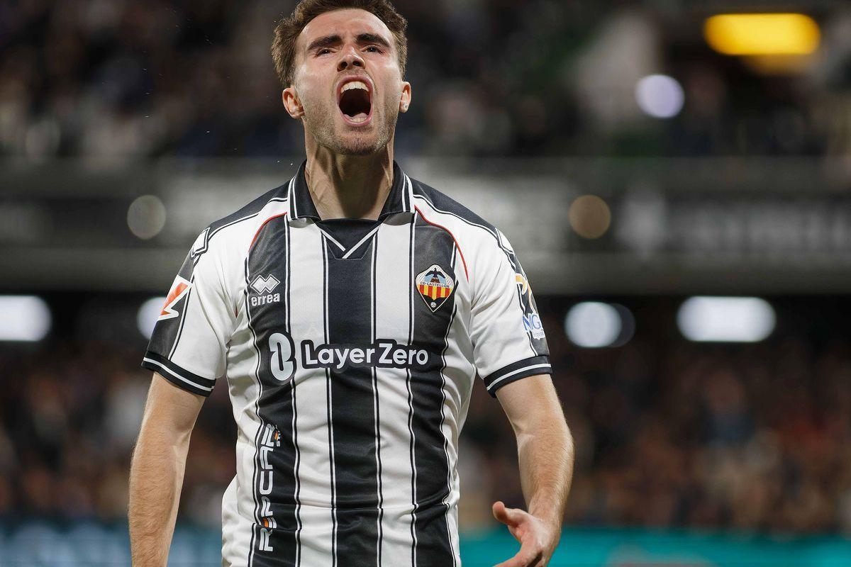 Pablo Santiago marcó el 2-0 del Castellón al Almería.