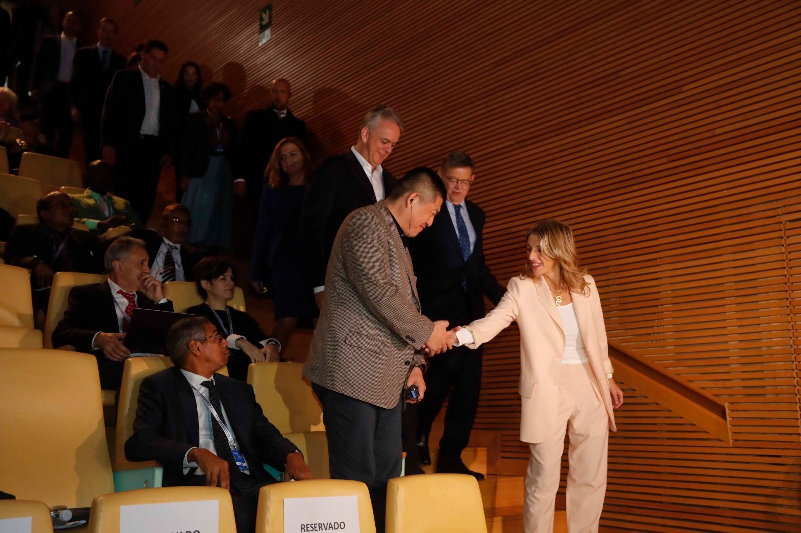 Yolanda Díaz  y Ximo Puig en el Foro Técnico Internacional de Altos Responsables de Inspecciones de Trabajo