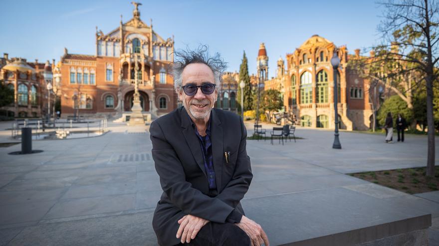 El cineasta Tim Burton visitant el Recinte Modernista de Sant Pau durant el seu viatge a Barcelona