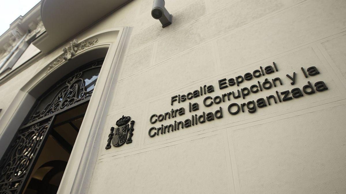 Fachada de la Fiscalía Especial contra la Corrupción y la Criminalidad Organizada.