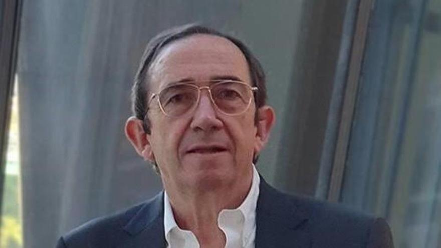 La prevención de la salud mental comienza en el trabajo, un coloquio dirigido por Javier Llaneza