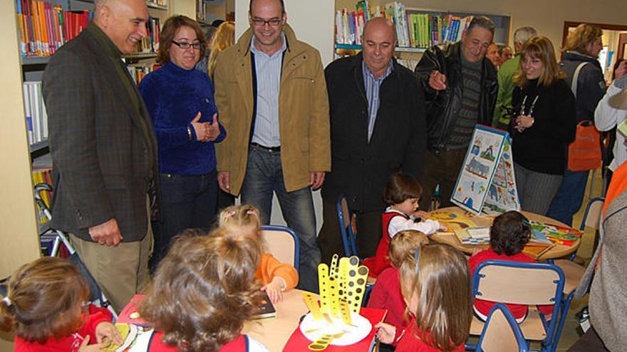 Apertura. Palma, Anaya, Domínguez y Rodríguez, en el aula infantil.