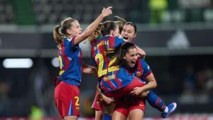 Las jugadoras del Barça celebrando el tanto de Ona Batlle