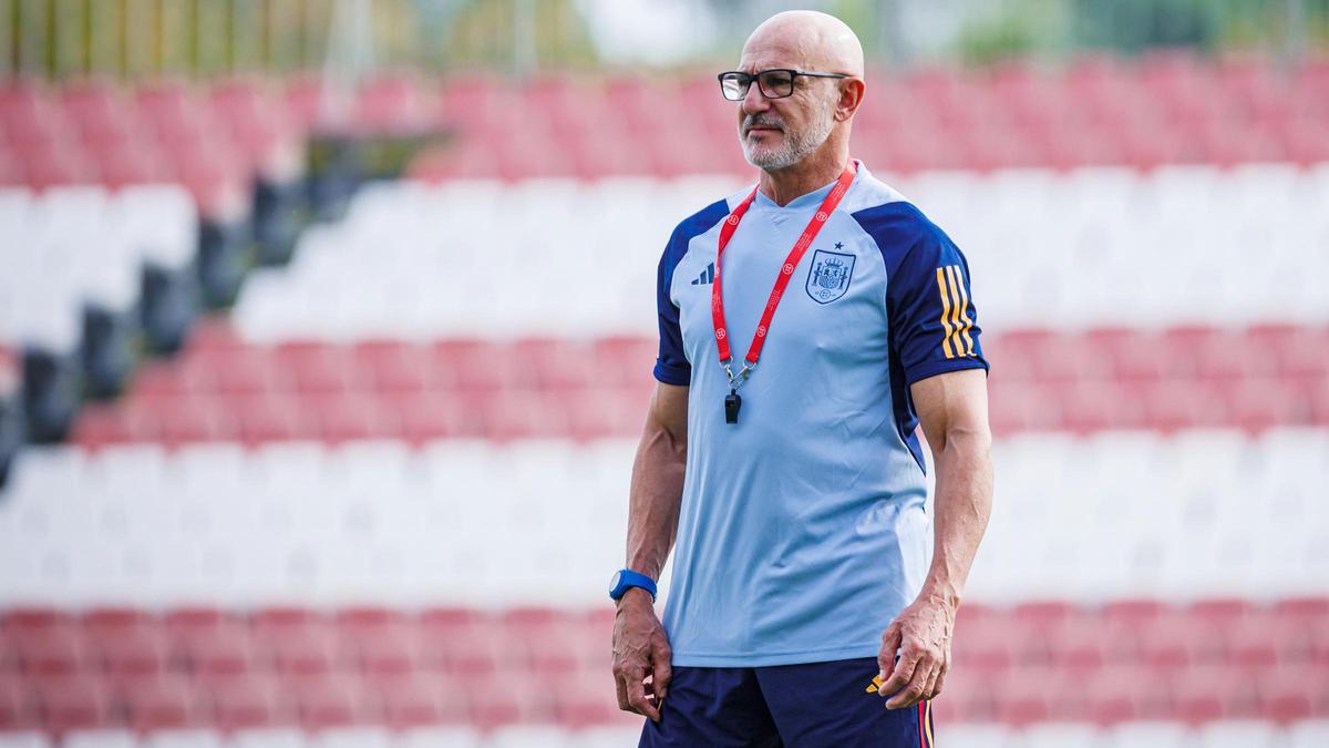 Luis de la Fuente, durante un entrenamiento de la selección española