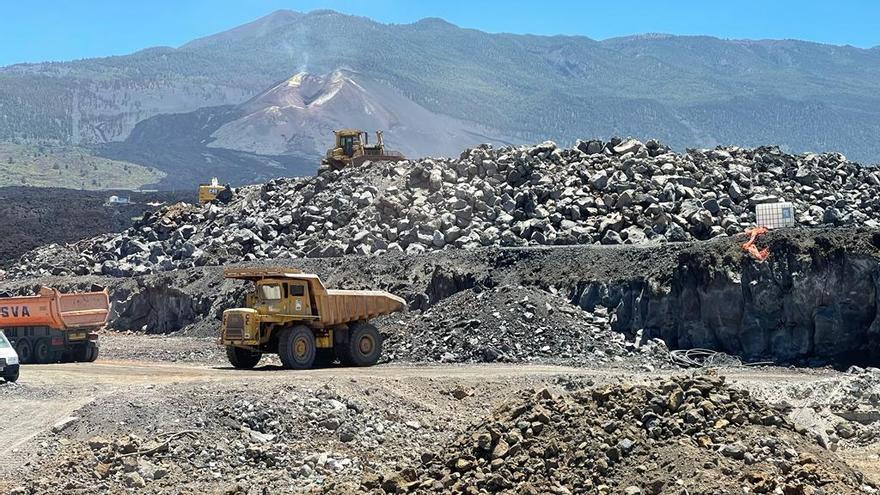 La Palma reconstruye el Valle de Aridane a costa de destruir el patrimonio geológico del volcán Tajogaite