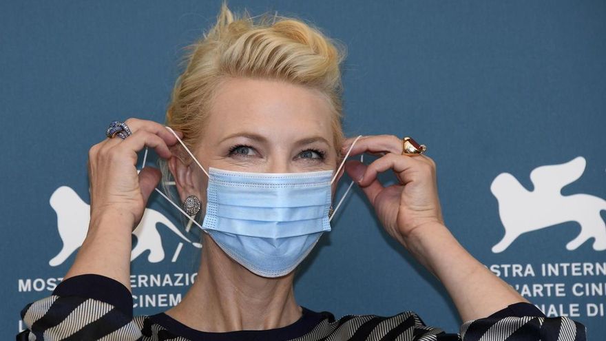 Cate Blanchett pide defender el cine al inaugurar la Mostra