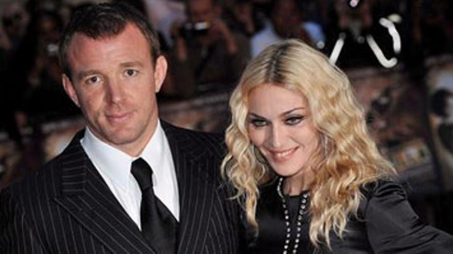 Madonna tendrá que pagar 77 millones a Guy Ritchie