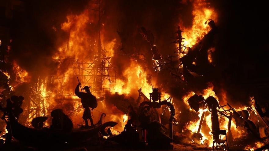 La Cremà de Convento Jerusalén, la falla del primer premio