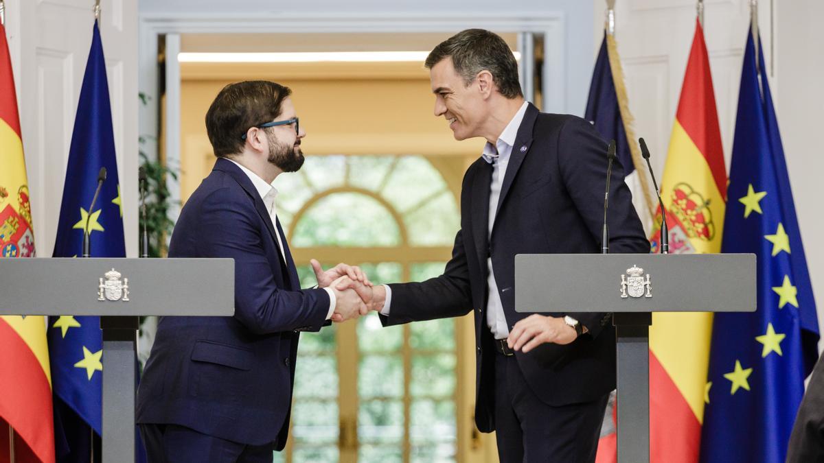 El presidente de Chile, Gabriel Boric, y el jefe del Gobierno, Pedro Sánchez.