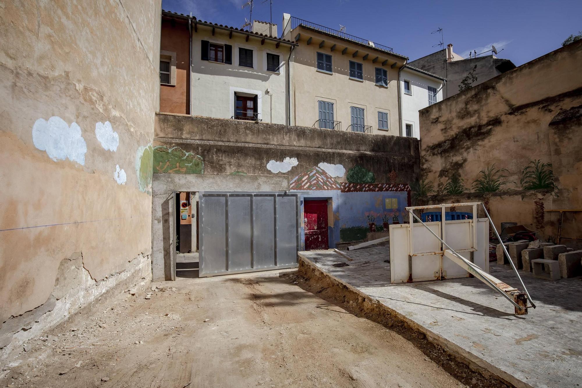 Cort paraliza unas obras en el colegio Santíssima Trinitat y deja sin patio a sus 280 alumnos