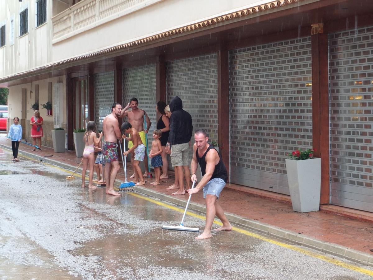 Los efectos de la DANA en Port Sóller, en imágenes