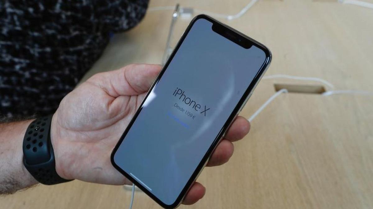 Una pantalla de un iPhone X.