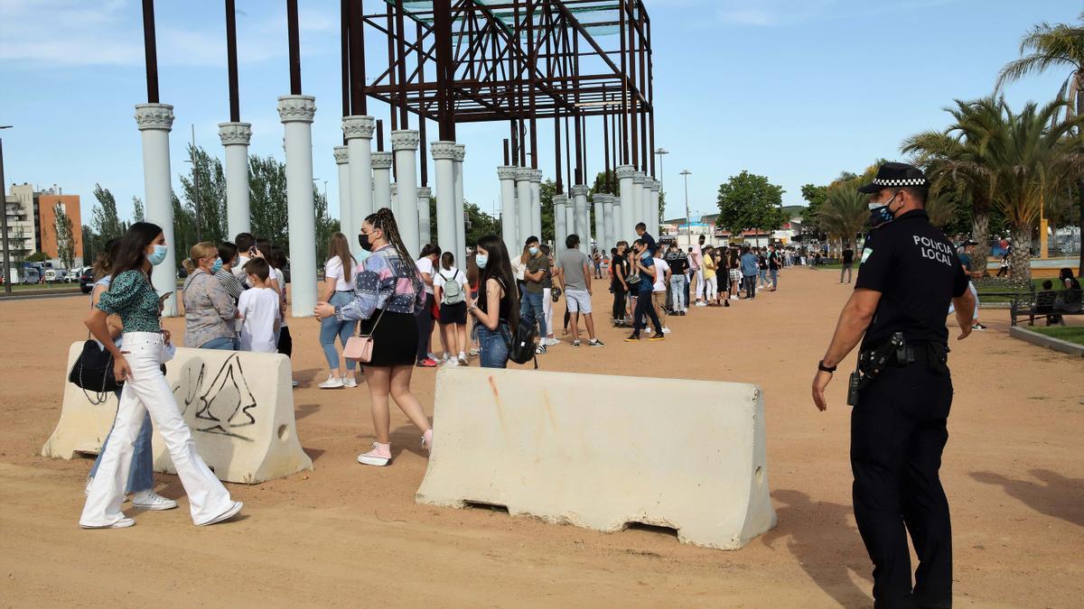 Los más jóvenes toman el 'Arenal Park'