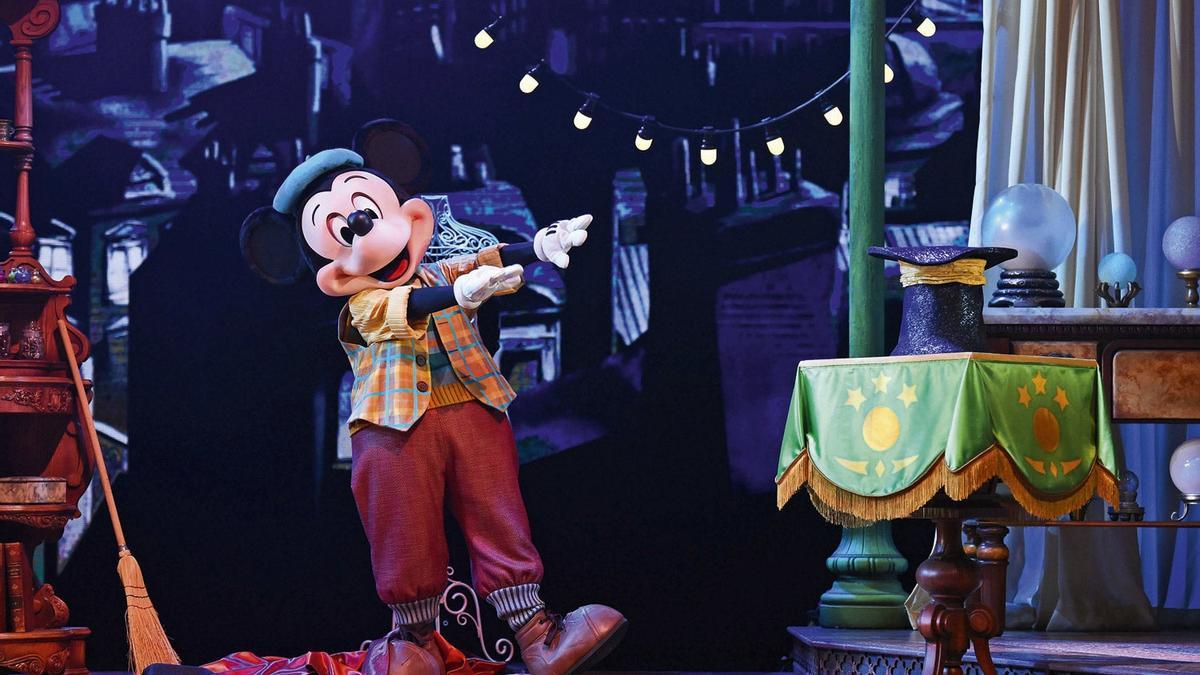 Mickey y su espectáculo de magia